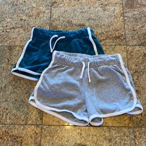 Lot of 2 Shorts Old Navy Size 8